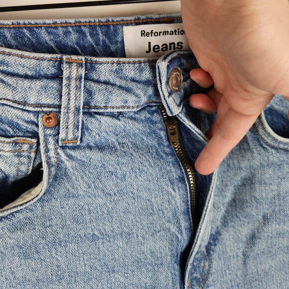 Reformation Liza Ultra High Rise Straight Jeans Raw Hems in Malta sz 26 - Picture 5 of 8